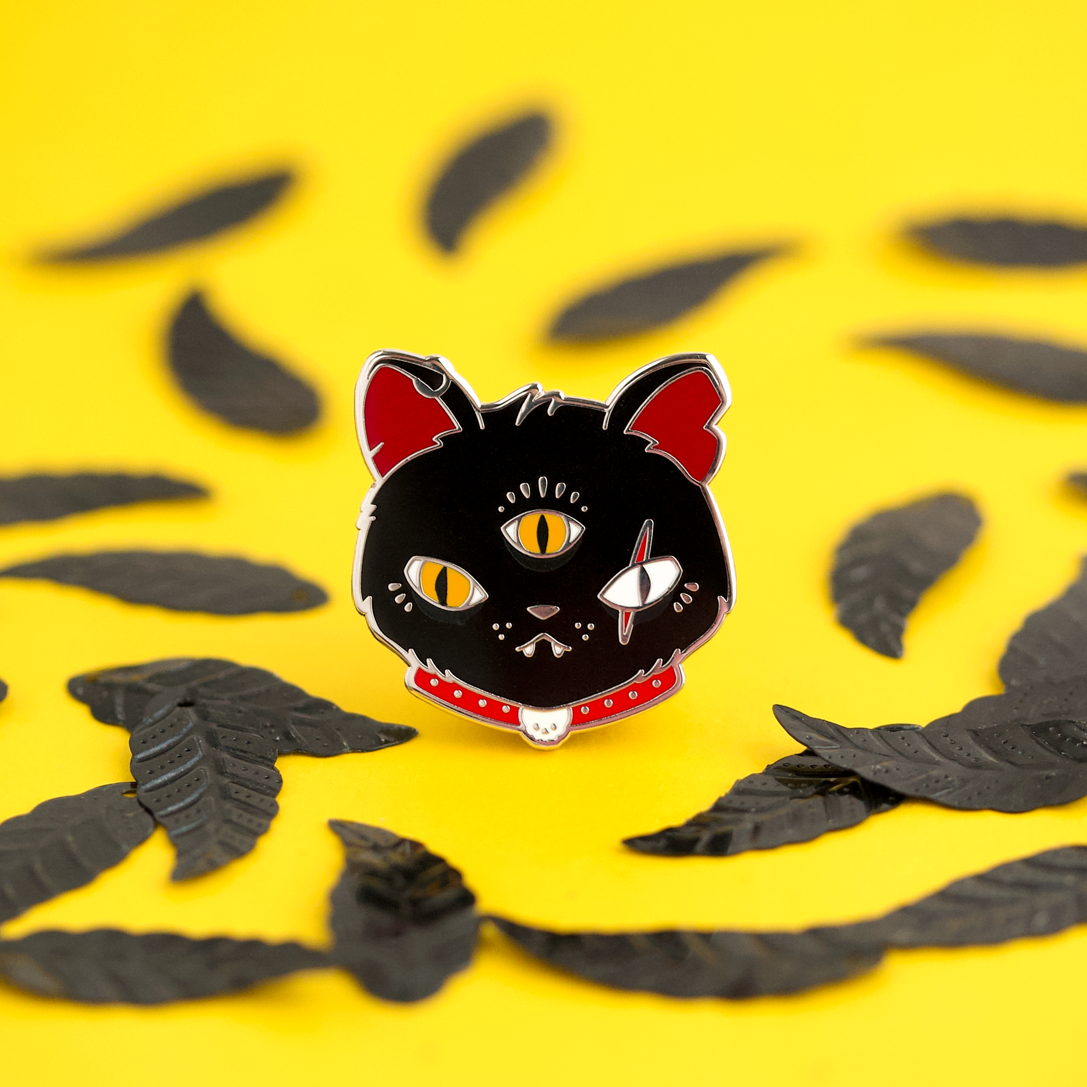Gritty Kitty Hard Enamel Pin