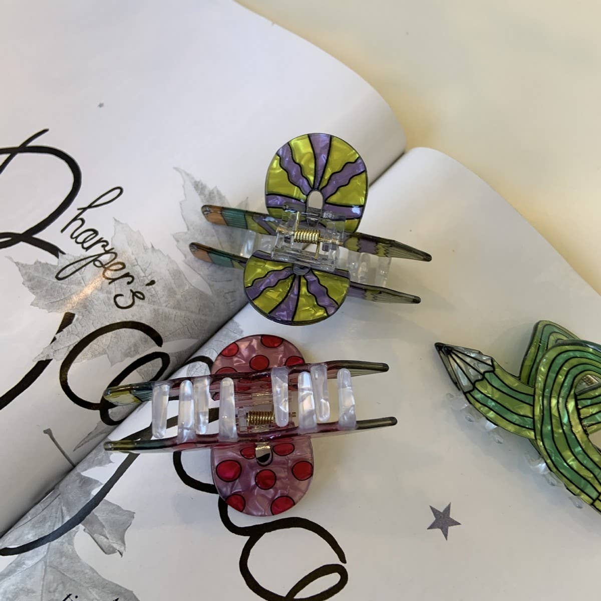 Acrylic Pencil Hair Claw,Candy Color Cartoon Clip