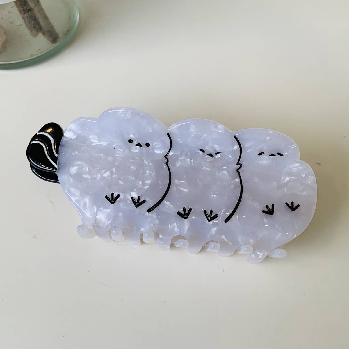 FASHIONABLE WHITE SWAN ACETIC ACID HAIR CLIP