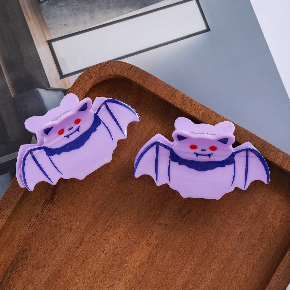 Cartoon Purple Bat Hair Claw Clip Halloween Accessory: Purple