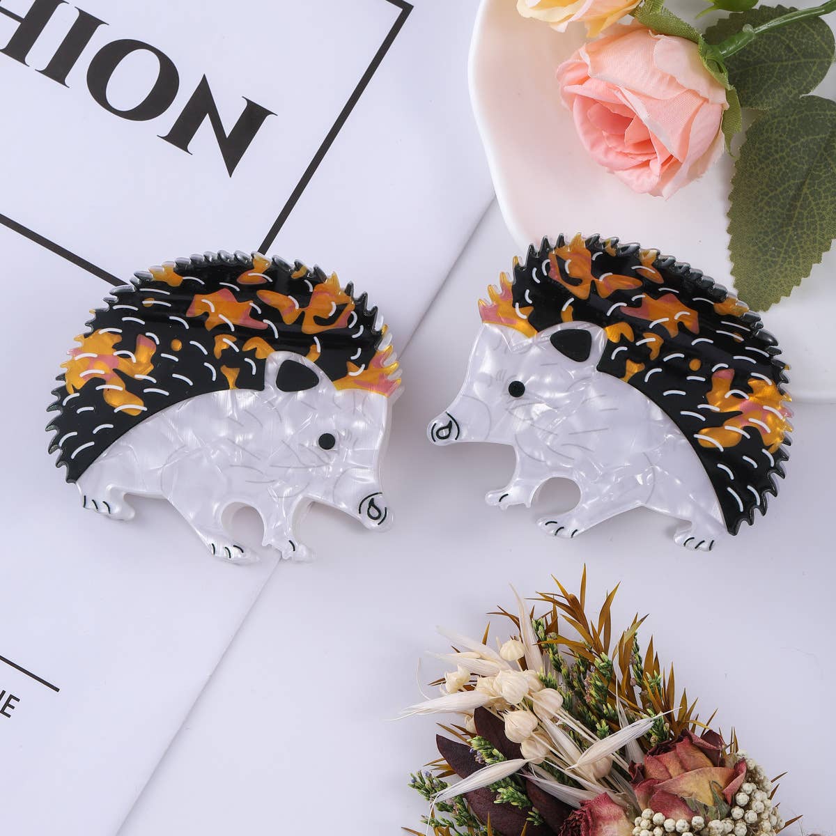Cute Hedgehog Shaped Animal Hair Claw Clip,Animal Style: Hedgehog