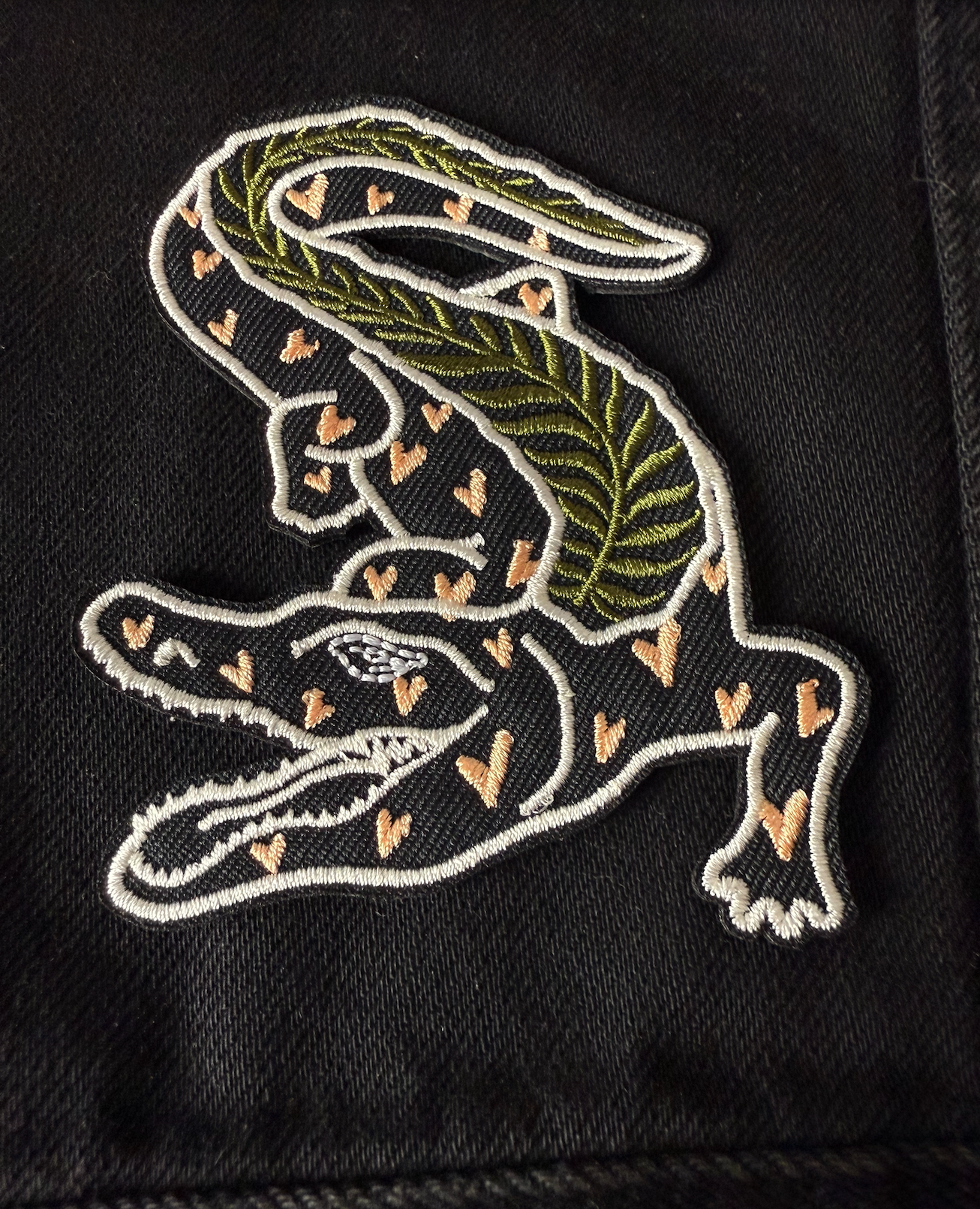 Alligator - Embroidered Iron-On Patch