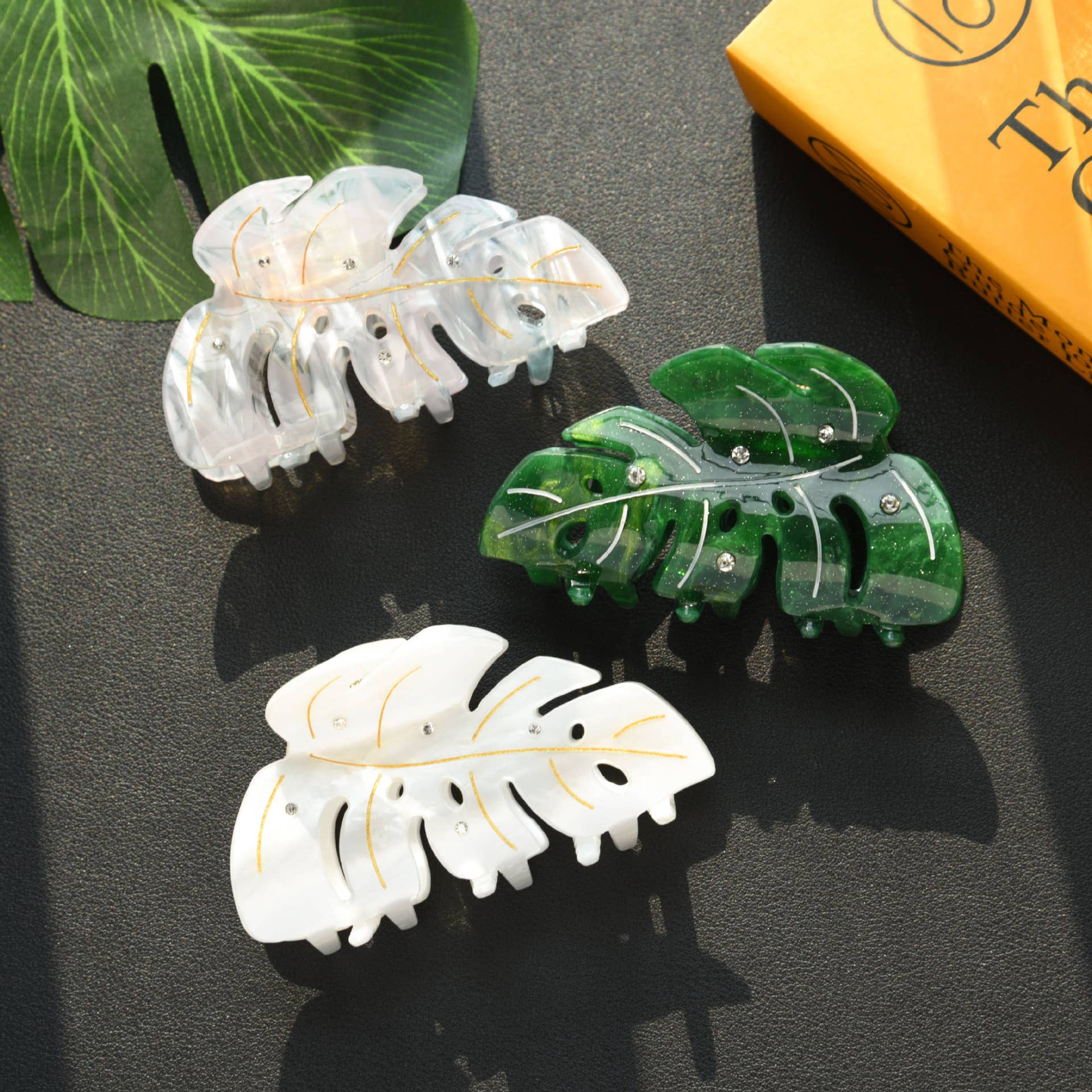 Monstera Deliciosa Leaf Hair Clip with Rhinestones: Green