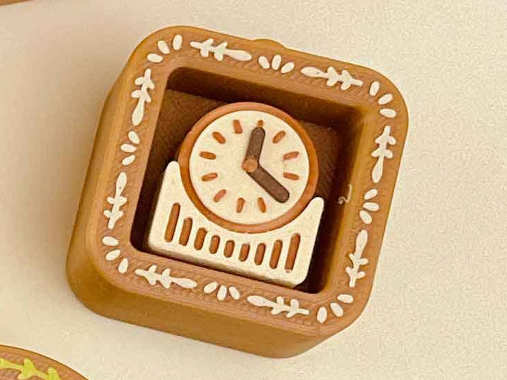 Mini Book Nook Clicker 3D Printed Fidget Keychain: Clock