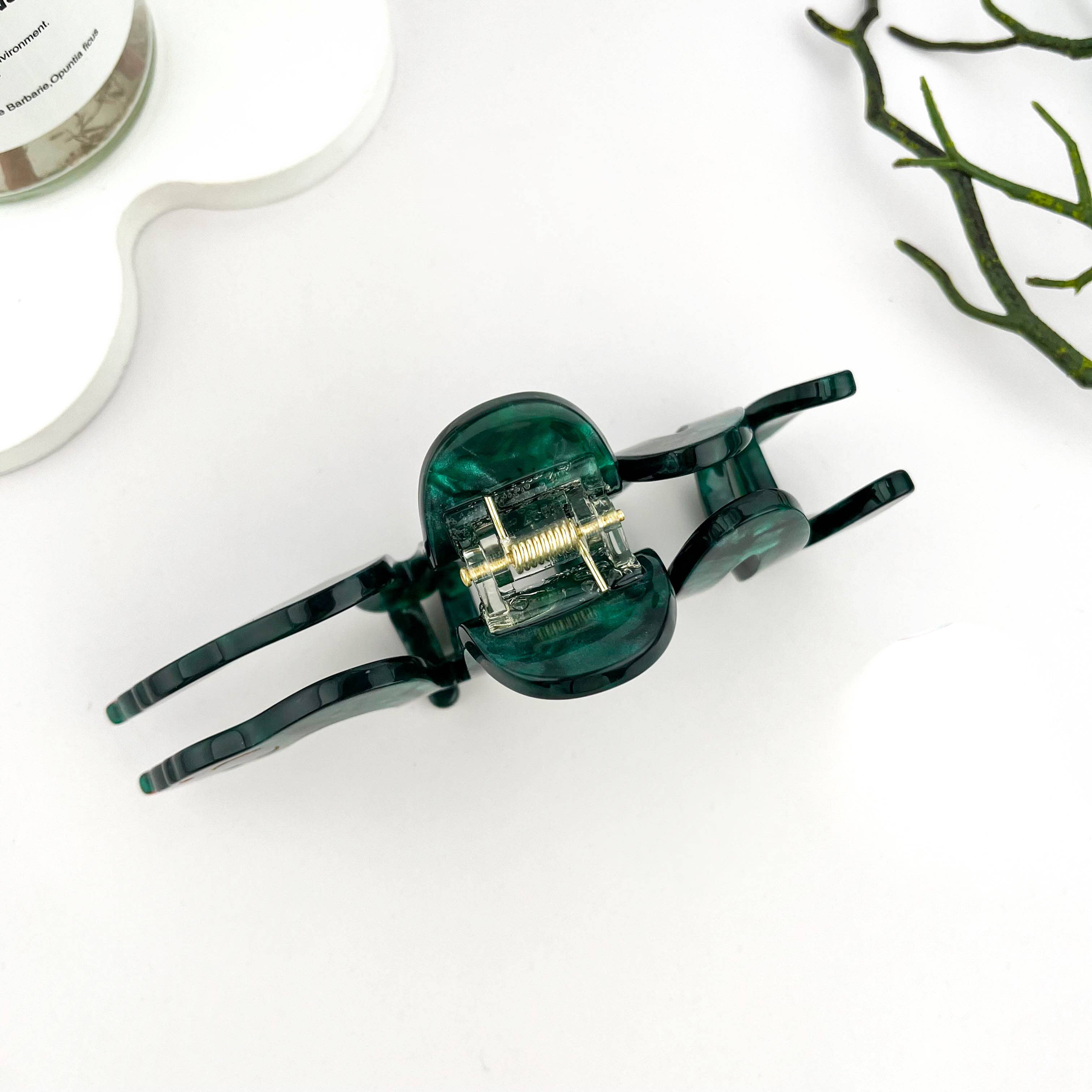 Green Scaled Giant Python Acetate Animal Hair Claw Clip