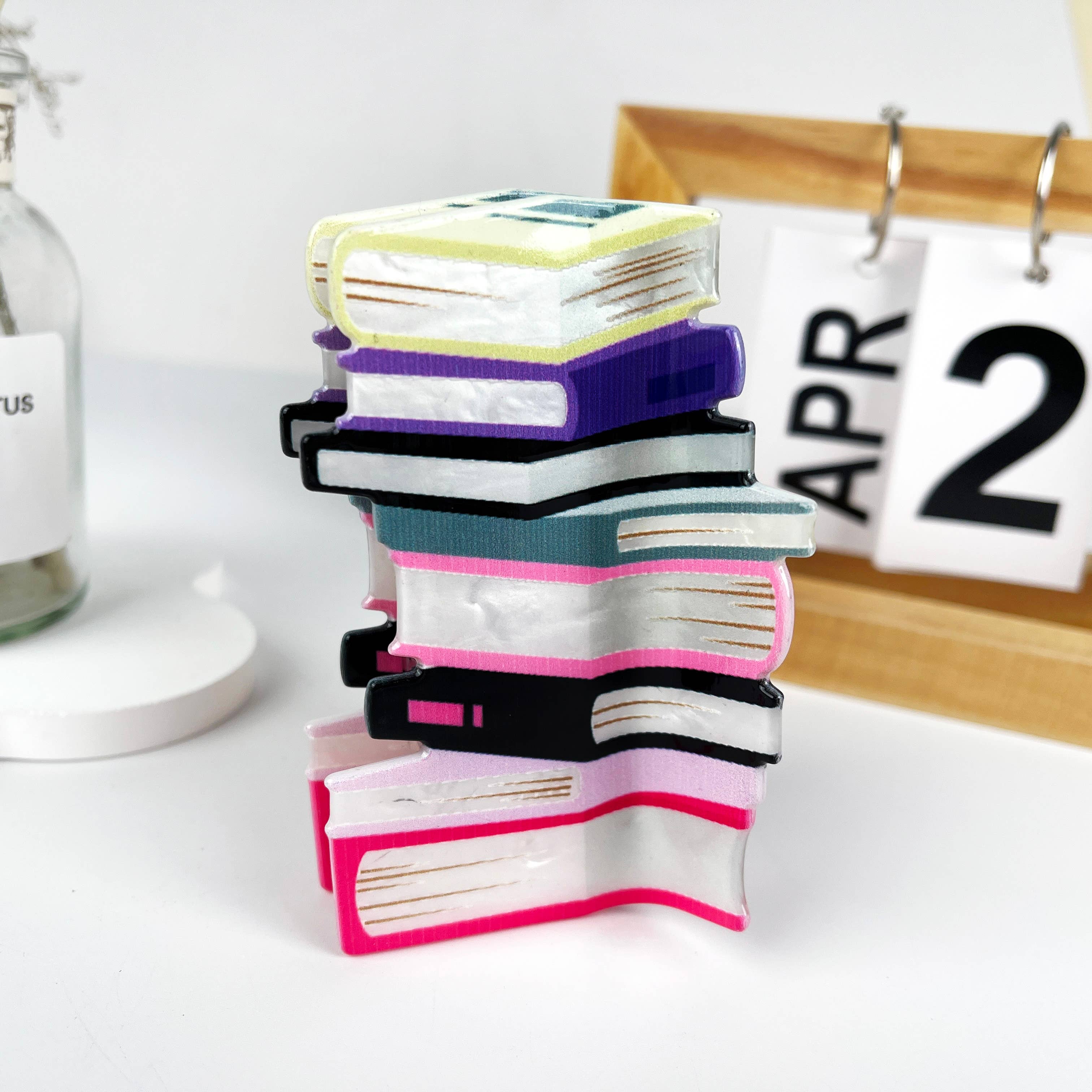 Oversize Lost in Ocean Books Hair Claw Clip: A