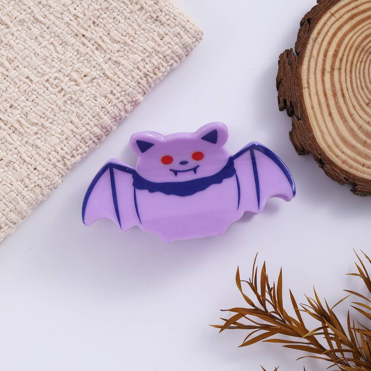 Cartoon Purple Bat Hair Claw Clip Halloween Accessory: Purple