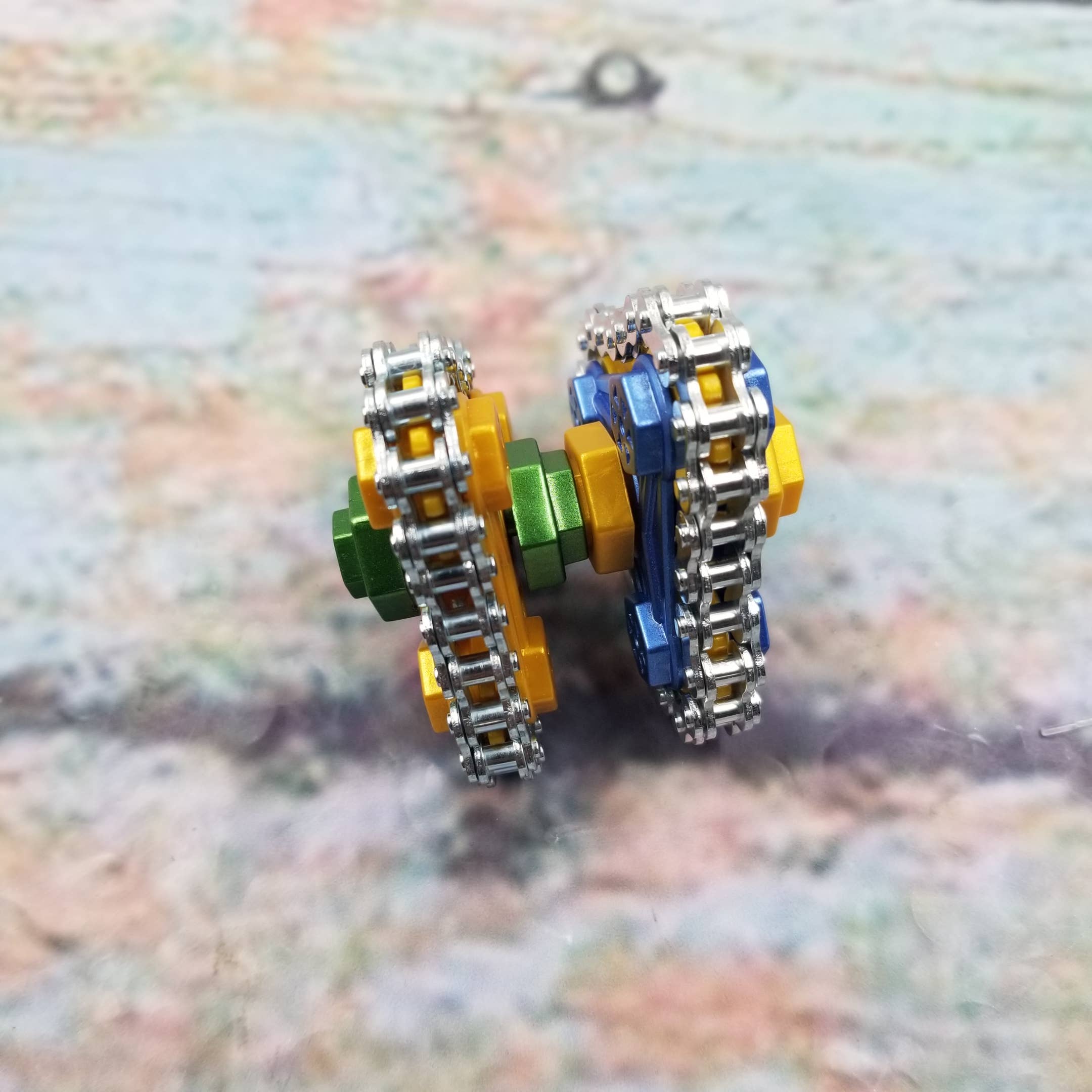 Triangle Stacked Spinning Gyroscope Gear Chain Fidget Toy