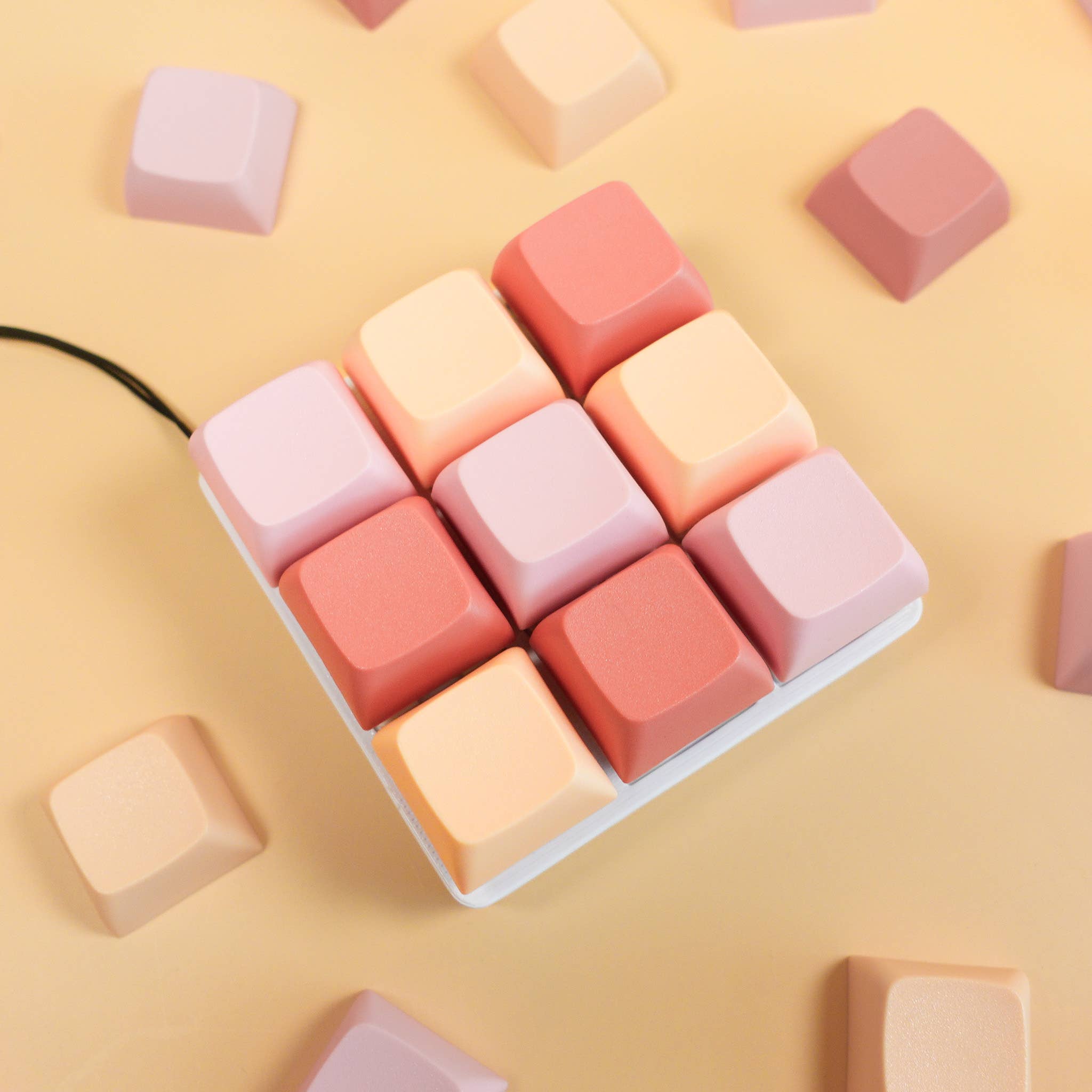 ASMR Clicky Summer Fidget 3x3 Square Keychain: Summer / Clicky