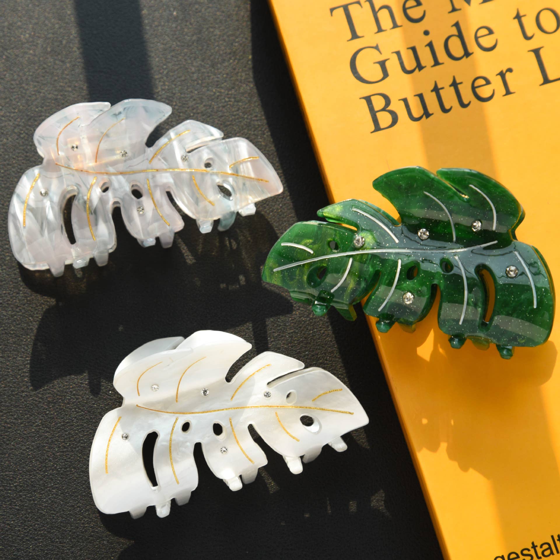 Monstera Deliciosa Leaf Hair Clip with Rhinestones: Green