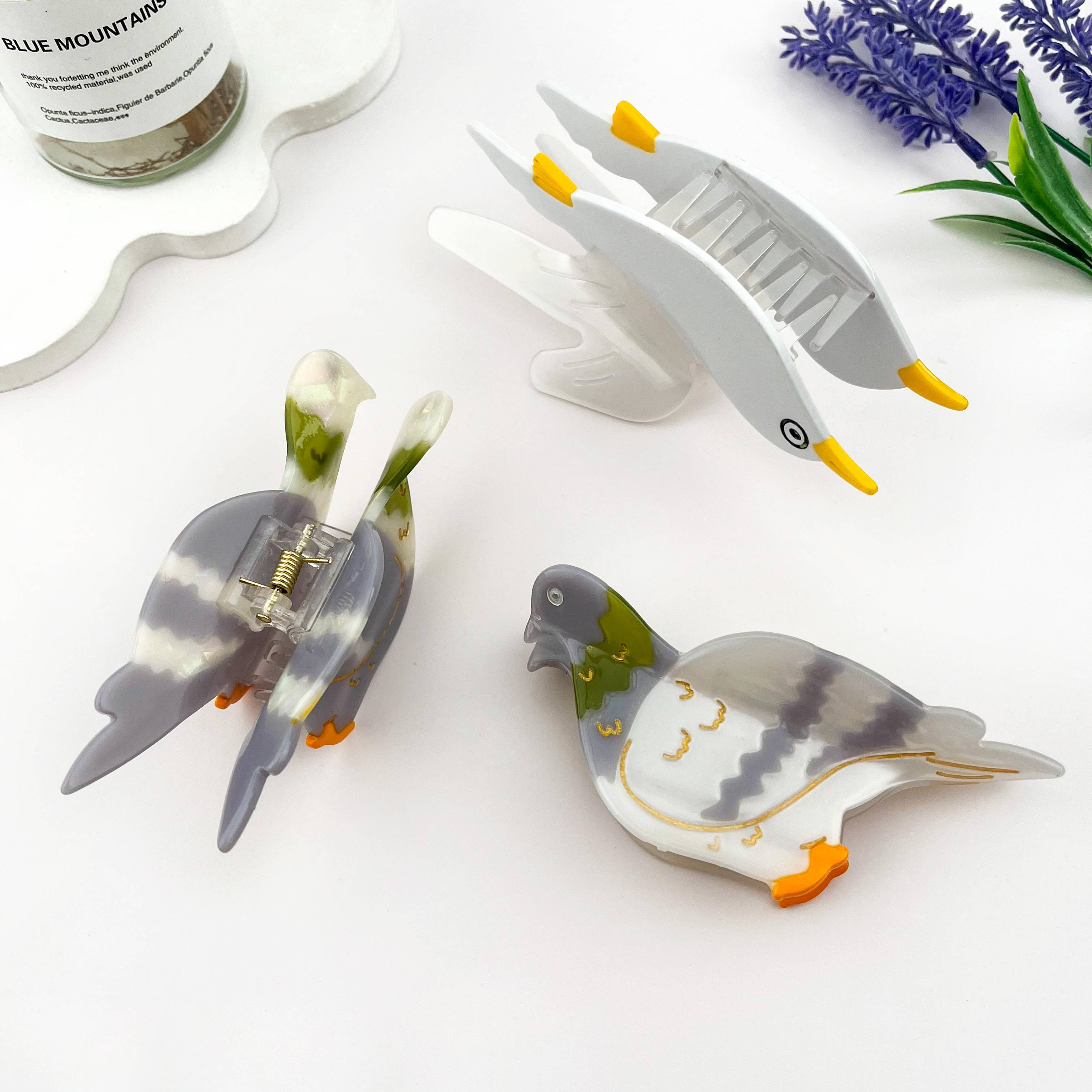 Pigeon Acetate Hair Claw Clip