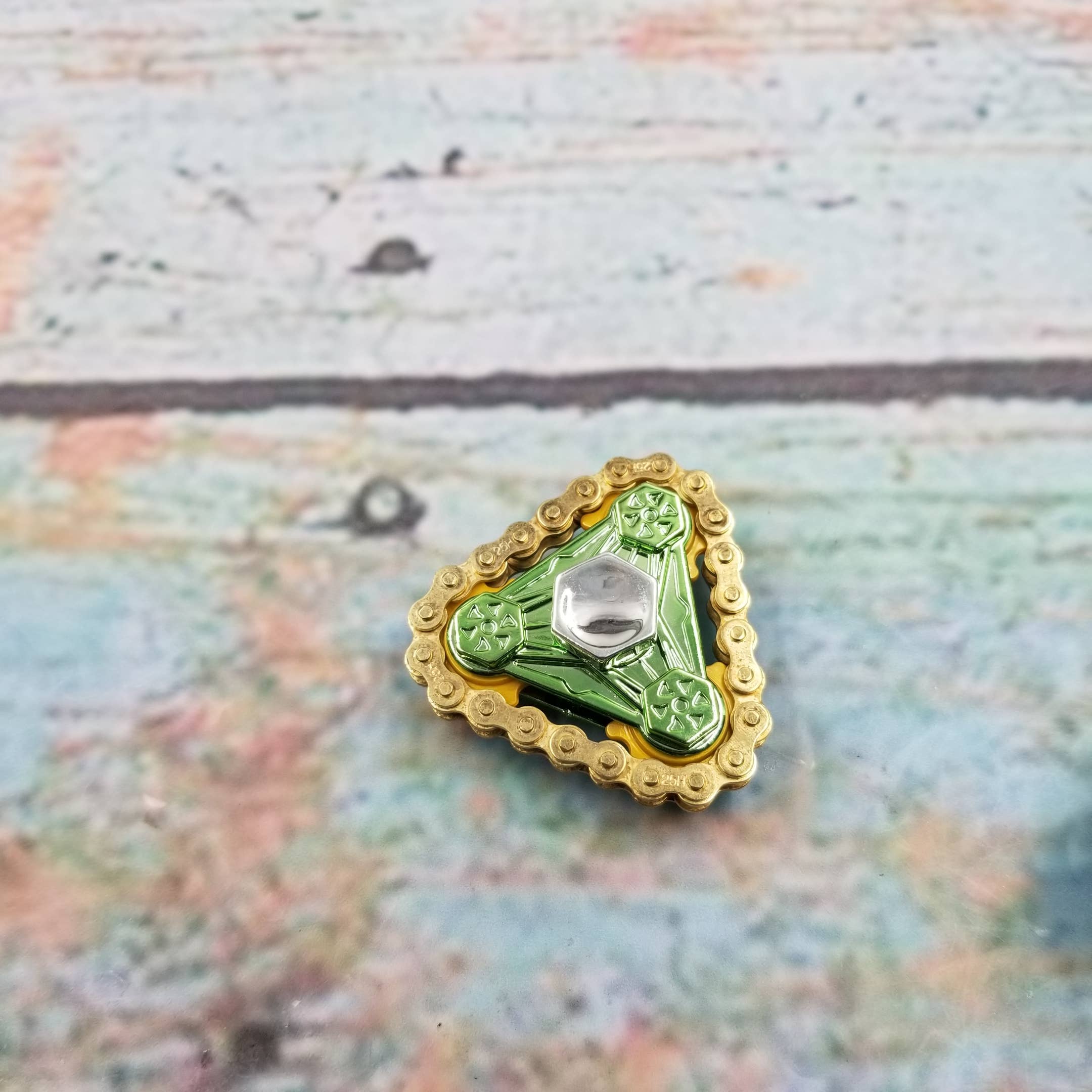 Triangle Stacked Spinning Gyroscope Gear Chain Fidget Toy