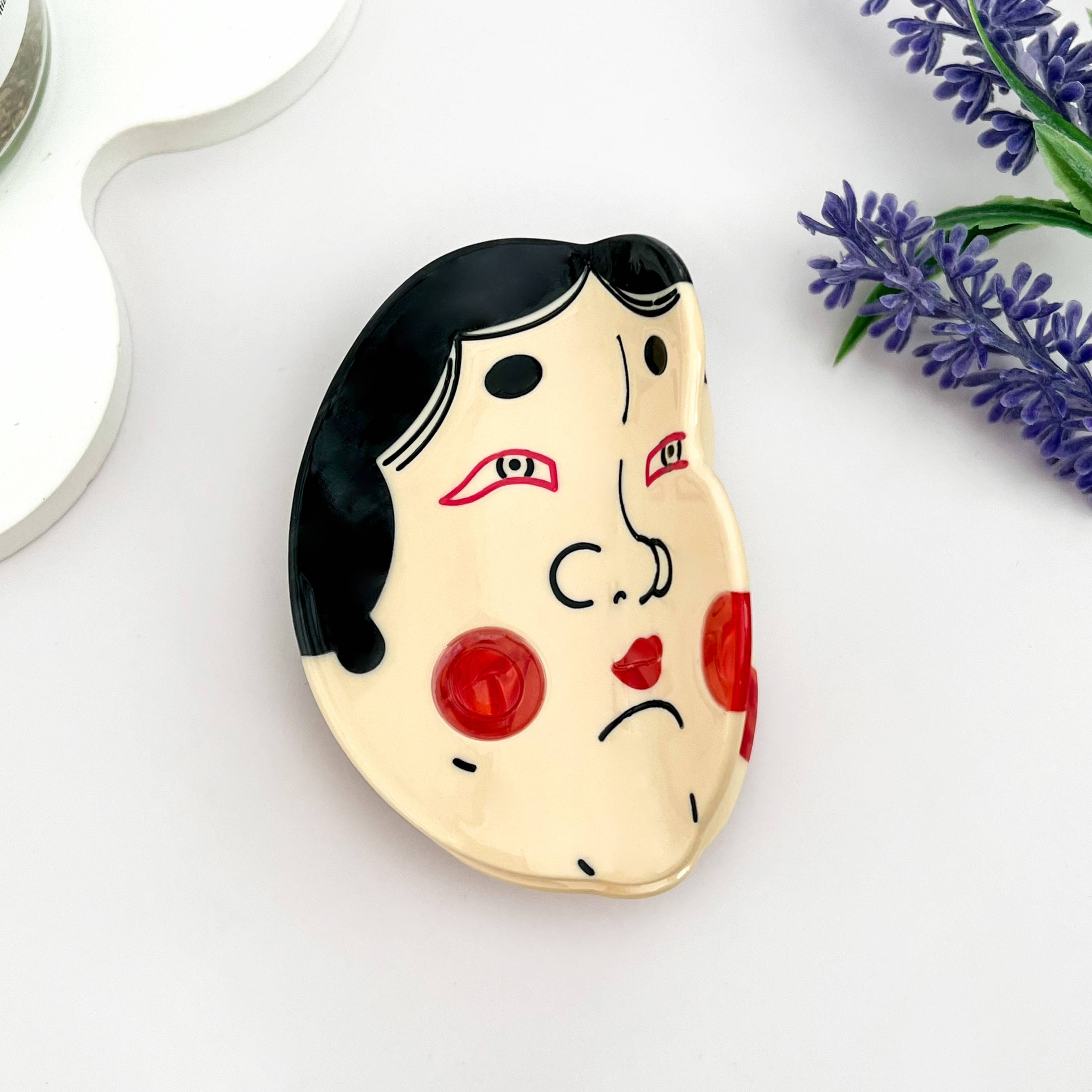 Japanese Sumo Wrestler Cartoon Acetate Hair Claw Clip: Beige
