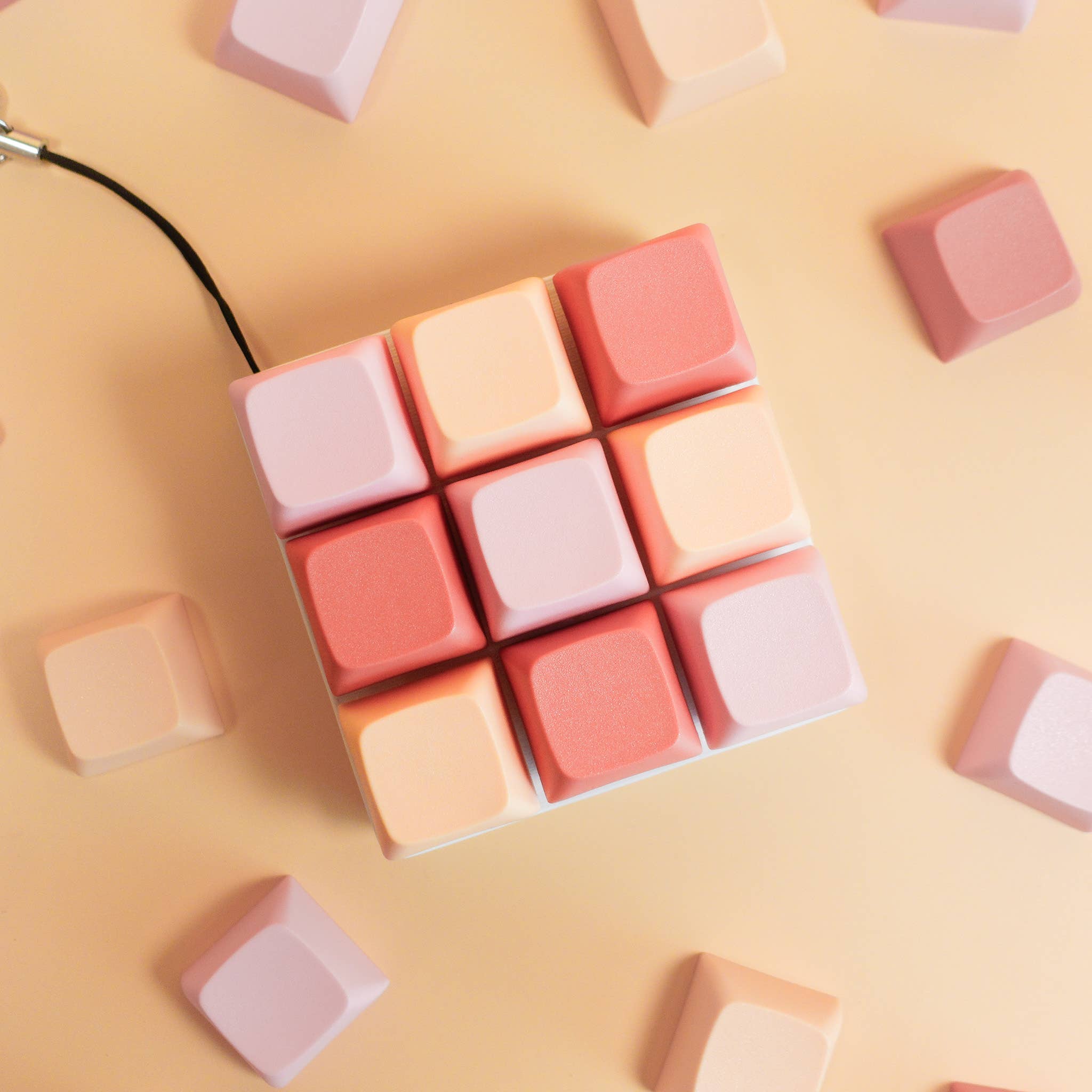 ASMR Clicky Summer Fidget 3x3 Square Keychain: Summer / Clicky
