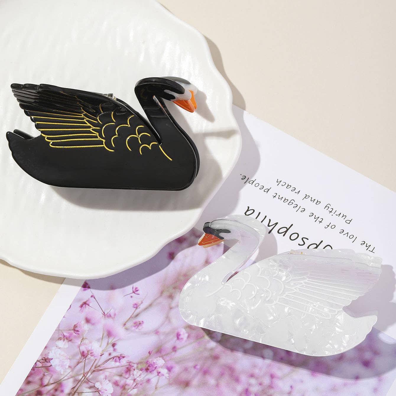 Elegant Black & White Swan-Shaped Hair Clip: White
