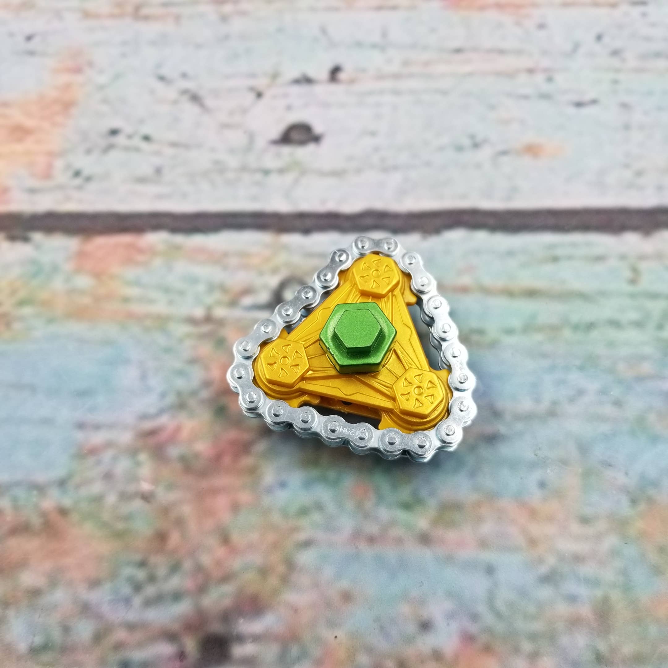 Triangle Stacked Spinning Gyroscope Gear Chain Fidget Toy