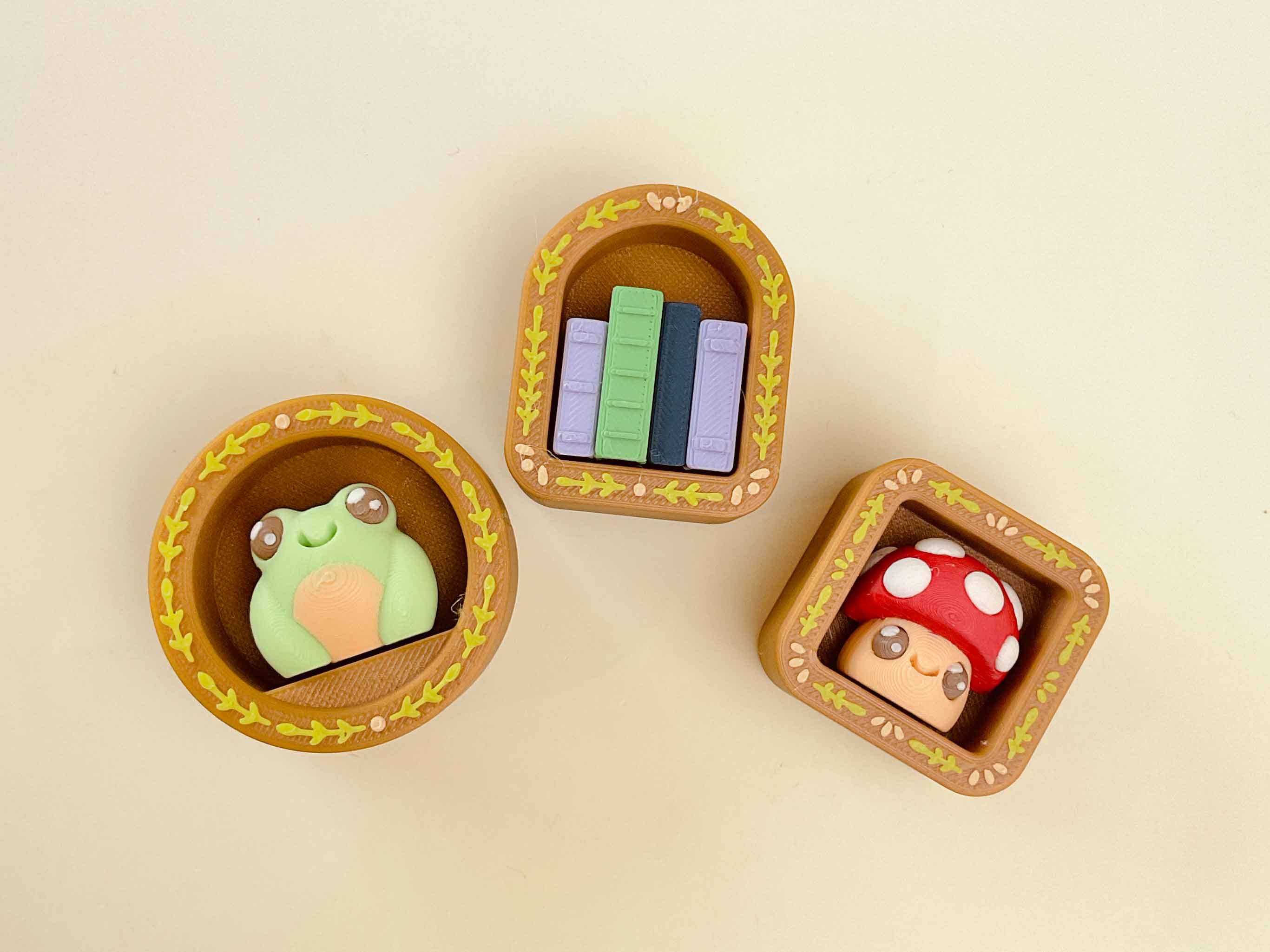 Mini Book Nook Clicker 3D Printed Fidget Keychain: Clock