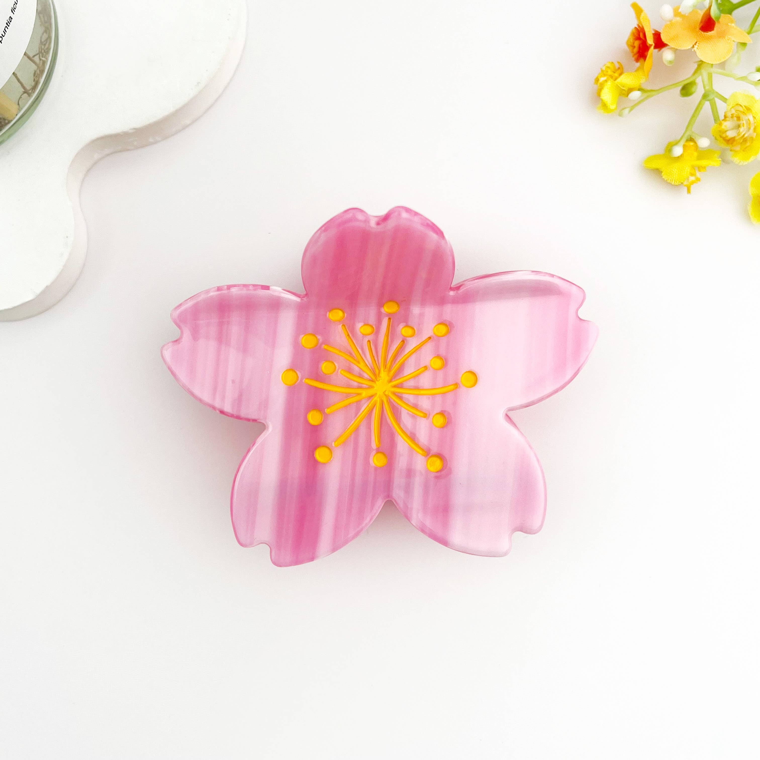 Elegant Floral Plant Acetate Hair Claw Clip–Nature-Inspired: White