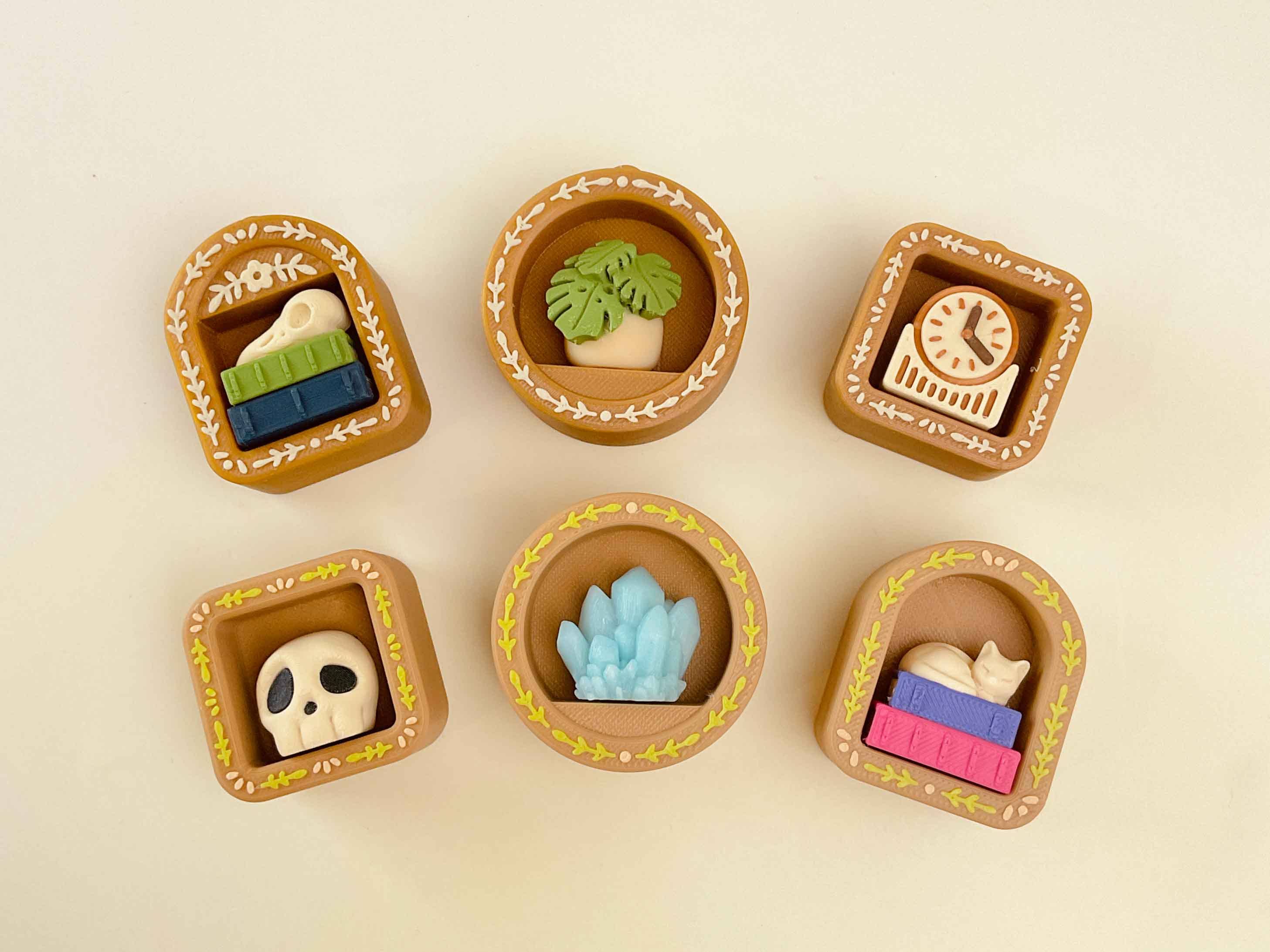 Mini Book Nook Clicker 3D Printed Fidget Keychain: Spooky Skull
